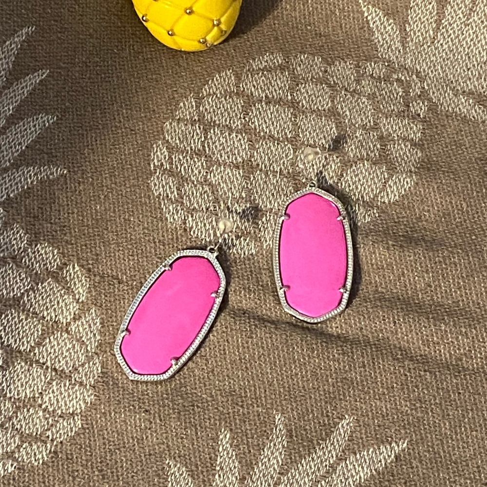 Kendra Scott large Earrings NWOT